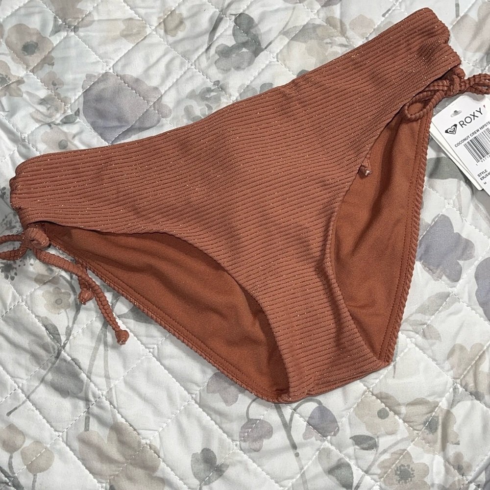 NWT Roxy swim bottoms